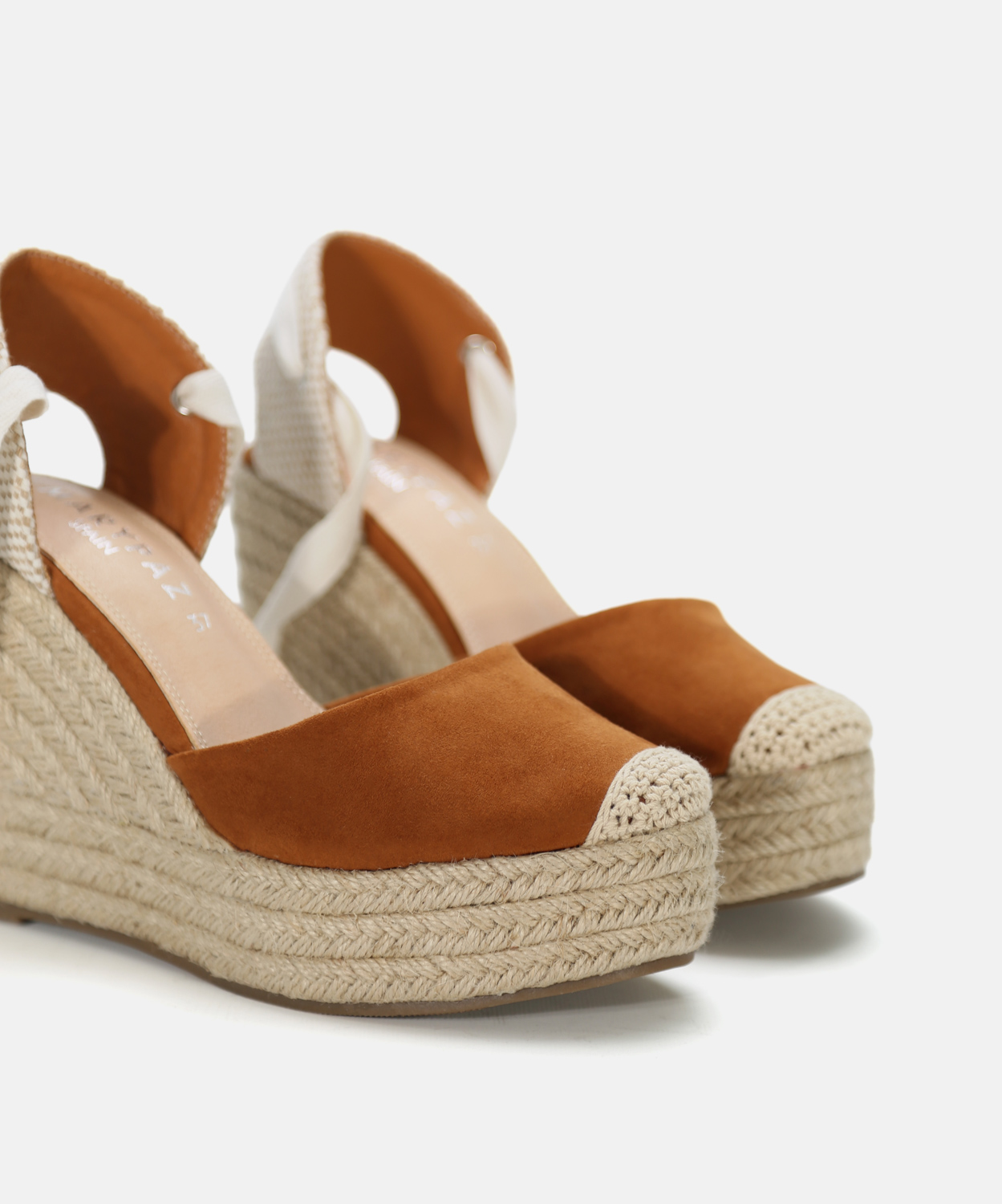 Cu&ntilde;a esparto lazada image number null